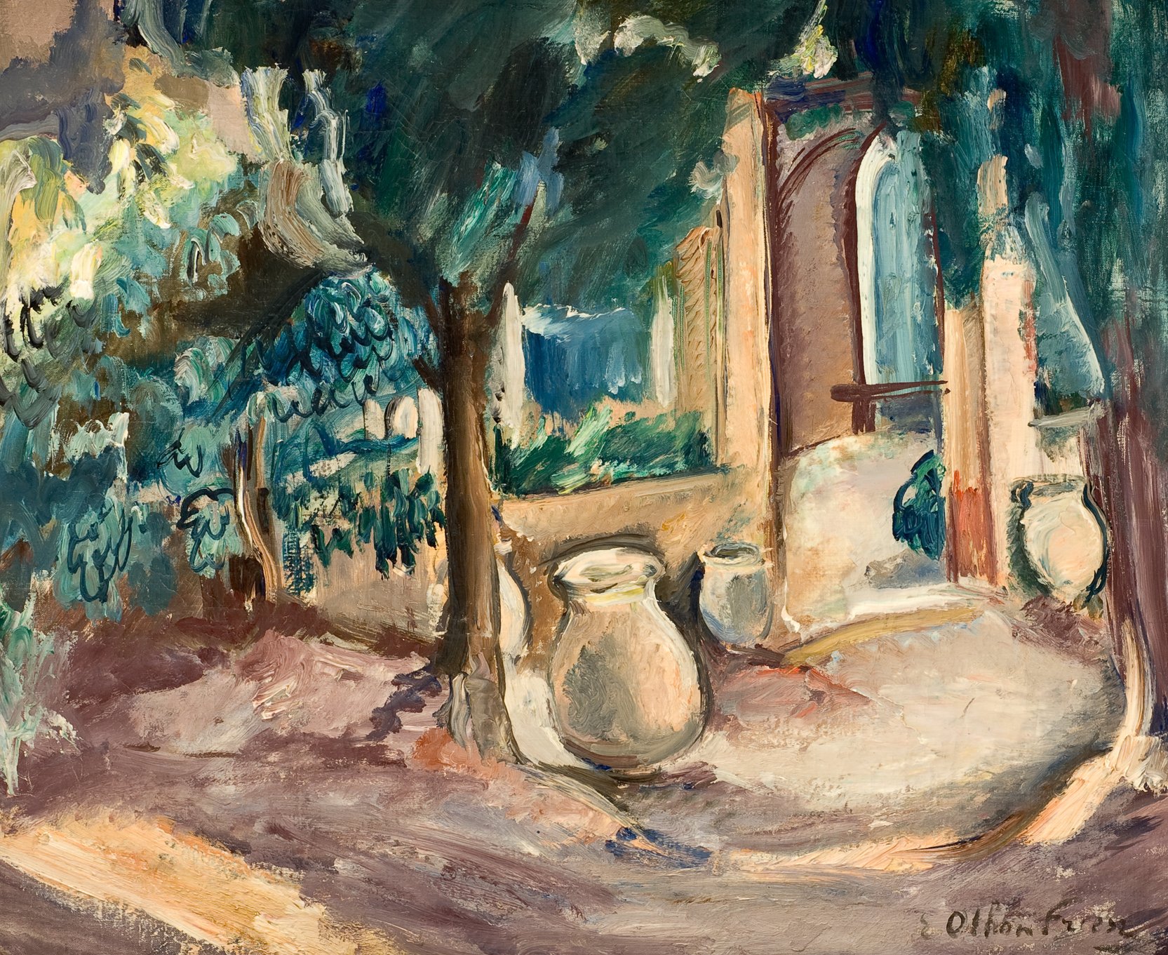 L'image semble représenter un paysage intime et paisible, probablement un jardin ou une cour. On peut distinguer des arbres feuillus qui créent une atmosphère d'ombre et de fraîcheur. Au premier plan, il y a de grands pots qui ajoutent une touche rustique. Les couleurs utilisées sont chaudes et variées, évoquant une ambiance sereine. L'arrière-plan montre des structures architecturales, suggérant un espace habité, tandis que la lumière joue avec les ombres, ajoutant de la profondeur à la composition.