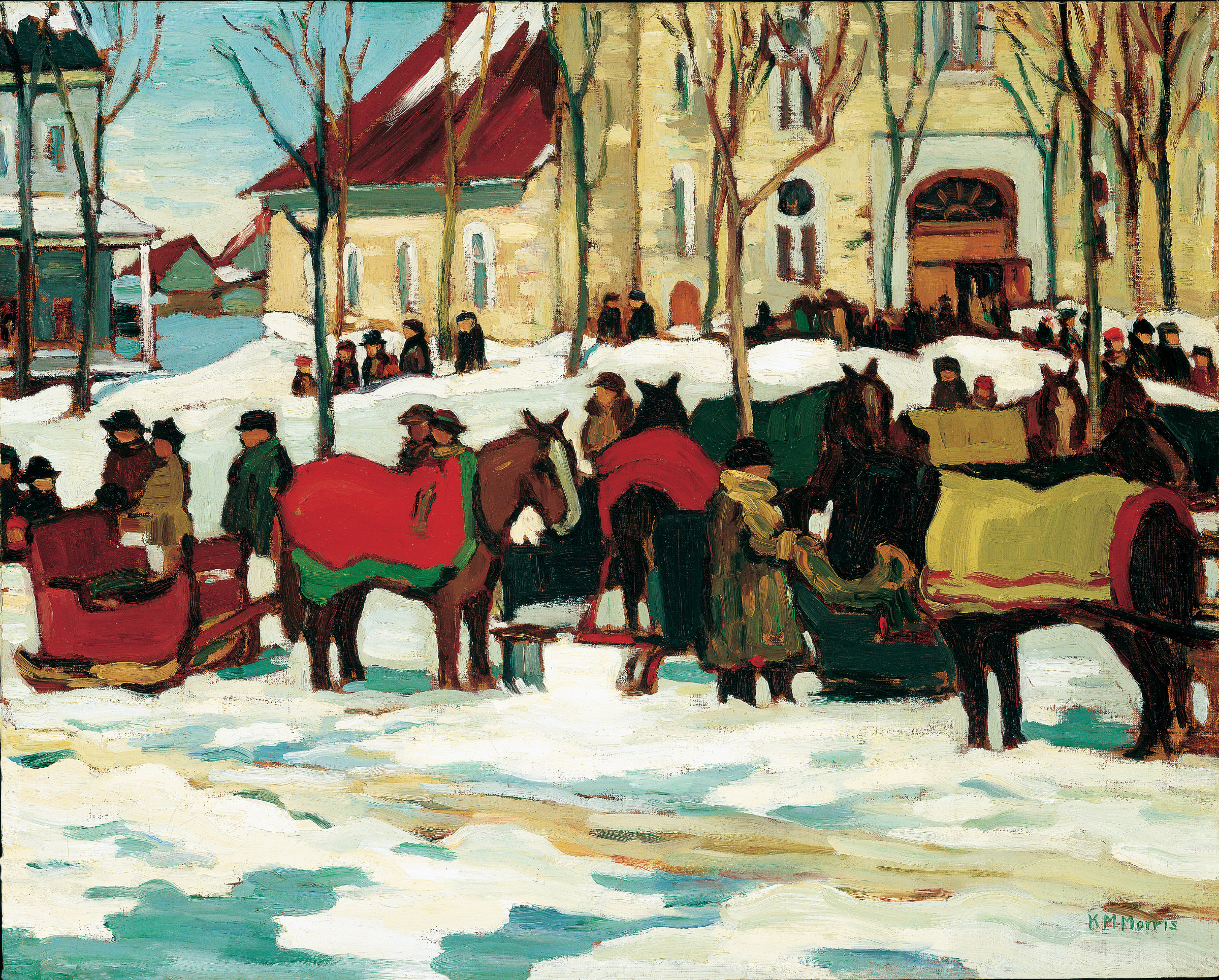 L'image représente une scène hivernale animée. On y voit des chevaux et des traîneaux, avec des personnes habillées chaudement, s'affairant dans la neige. En arrière-plan, on aperçoit des bâtiments, dont l'un est éclairé par un soleil d'hiver. Les arbres sont dénudés, et des groupes de gens discutent, ajoutant à l'atmosphère vivante de la scène. Les couleurs sont vives, avec des touches de rouge et de vert, contrastant avec le blanc de la neige. L'ensemble évoque une ambiance chaleureuse et conviviale malgré le froid.