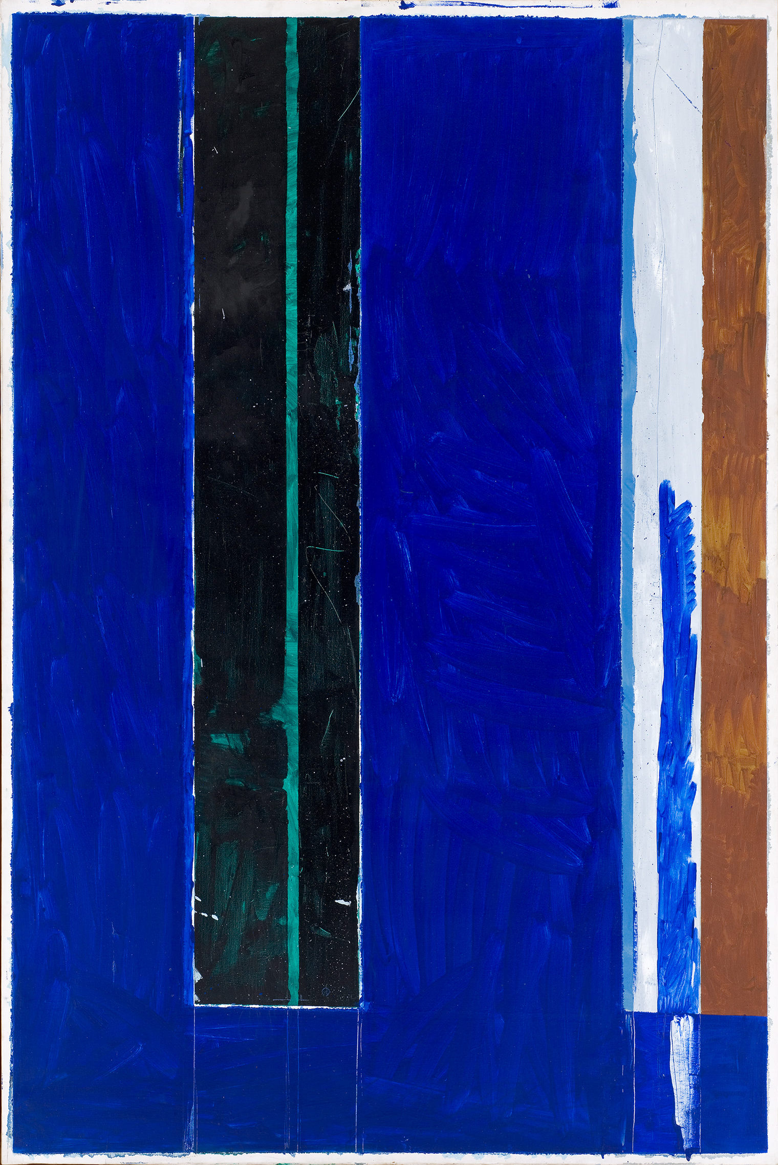 Cette image présente une composition abstraite aux couleurs vives. On y voit principalement des tons de bleu, avec des verticales et des bandes de noir, vert, blanc et marron. Les coups de pinceau sont visibles, créant une texture dynamique sur la toile. L'ensemble dégage une impression de profondeur et de contraste grâce aux différentes nuances et à la disposition des formes.