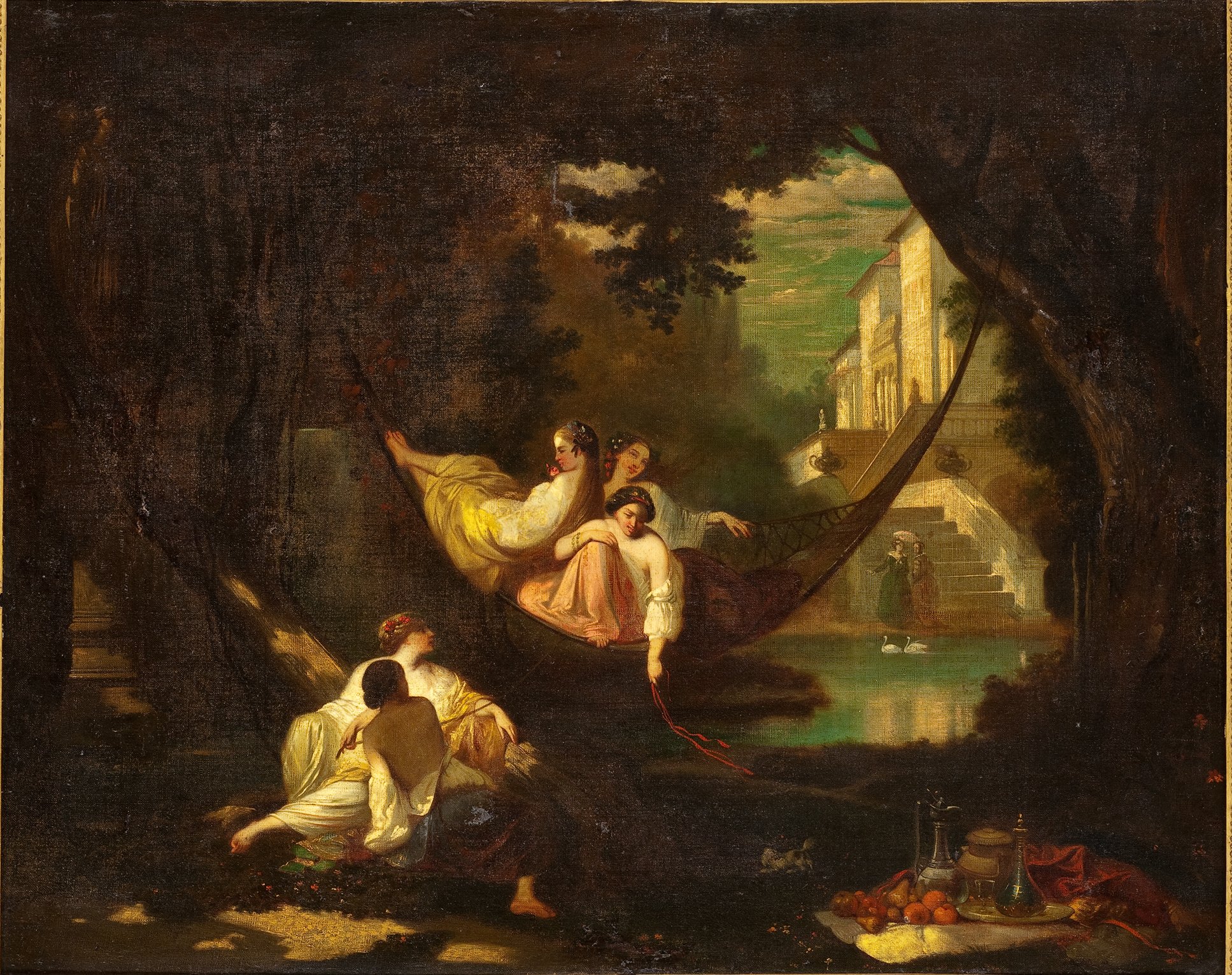 L'image représente une scène tranquille et idyllique, où plusieurs femmes sont assises sur un hamac, entourées par la nature. L'ambiance est douce et apaisante, avec des teintes naturelles. Le paysage comporte une rivière calme et des escaliers qui mènent à un bâtiment au fond. Les femmes, vêtues de robes élégantes, semblent engagées dans une conversation ou une activité conviviale. Au premier plan, un personnage est assis, probablement en train d'observer ou de contempler la scène. Des fruits et d'autres objets sont disposés à proximité, ajoutant une touche de richesse à la composition. L'ensemble évoque une atmosphère de sérénité et de beauté.