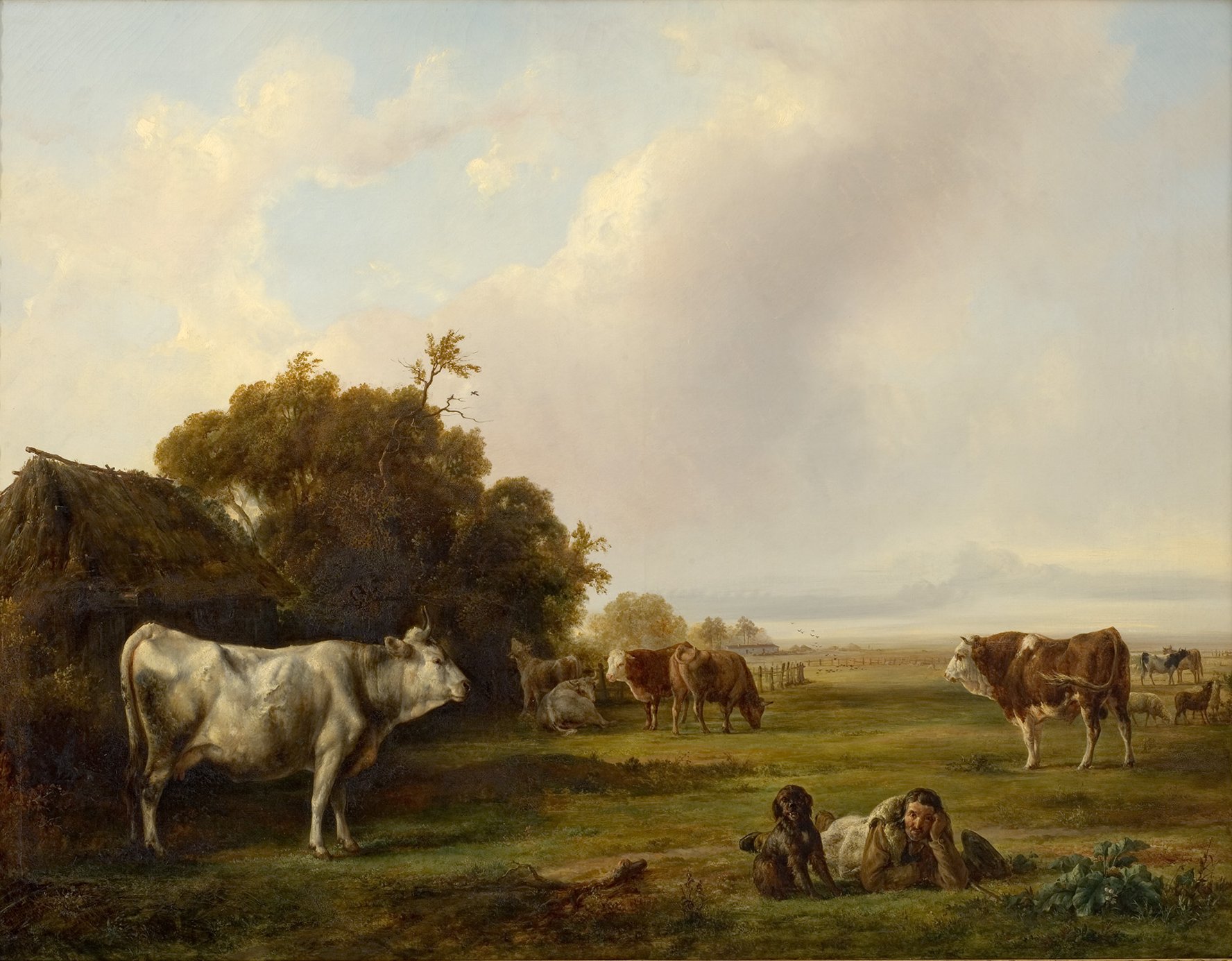 Cette image représente un paysage pastoral tranquille. On y voit des vaches paissant paisiblement dans un champ verdoyant. À gauche, une vache blanche se détache au premier plan, tandis qu'en arrière-plan, d'autres vaches brunes et blanches sont dispersées dans le paysage. Deux chiens sont visibles près de deux personnages assis dans l'herbe, suggérant une ambiance de sérénité. À l'arrière-plan, on peut apercevoir un bâtiment rustique et une ligne d'horizon avec des nuages doux qui ajoutent à la tranquillité de la scène.