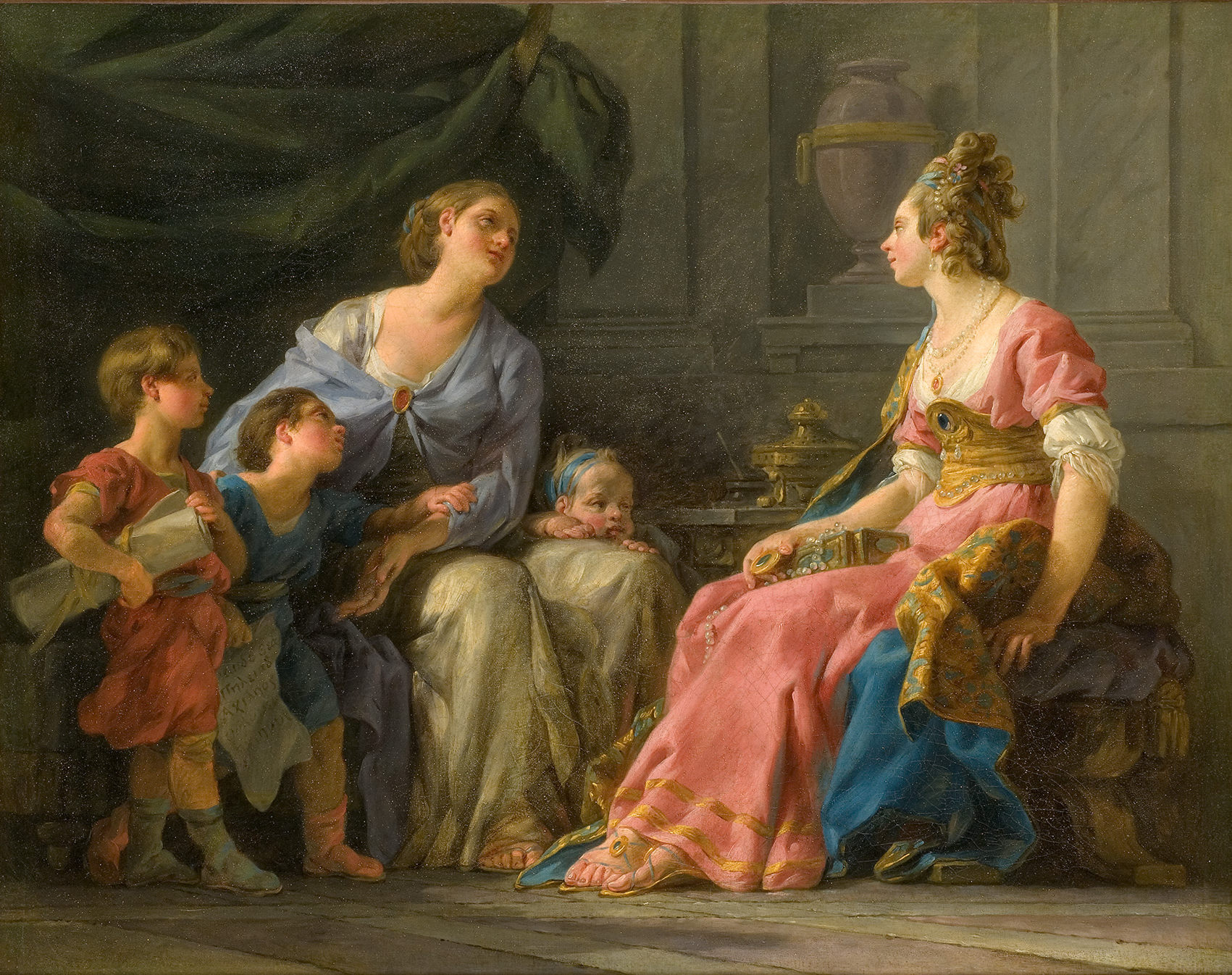 L'image représente une scène intime où deux femmes sont assises, discutant ensemble. L'une des femmes, habillée d'une robe élégante, semble être à l'écoute de l'autre. Deux jeunes enfants, également vêtus de costumes colorés, sont présents, et un bébé est assis à côté d'eux, semblant s'intéresser à la conversation. L'arrière-plan est composé de colonnes et d'un vase décoratif, ajoutant une touche de sophistication à l'ensemble. La lumière douce met en valeur les vêtements des personnages et crée une ambiance chaleureuse et conviviale.